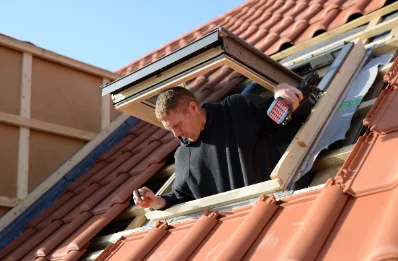 Pose de fenêtres de toit Velux à Aibes